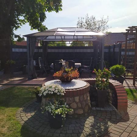 Ferienwohnung- Haus Anna Папенбург Екстериор снимка
